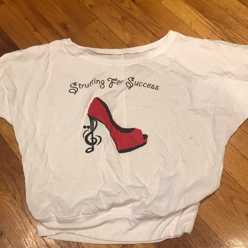 Scoop neck long sleeve shirt